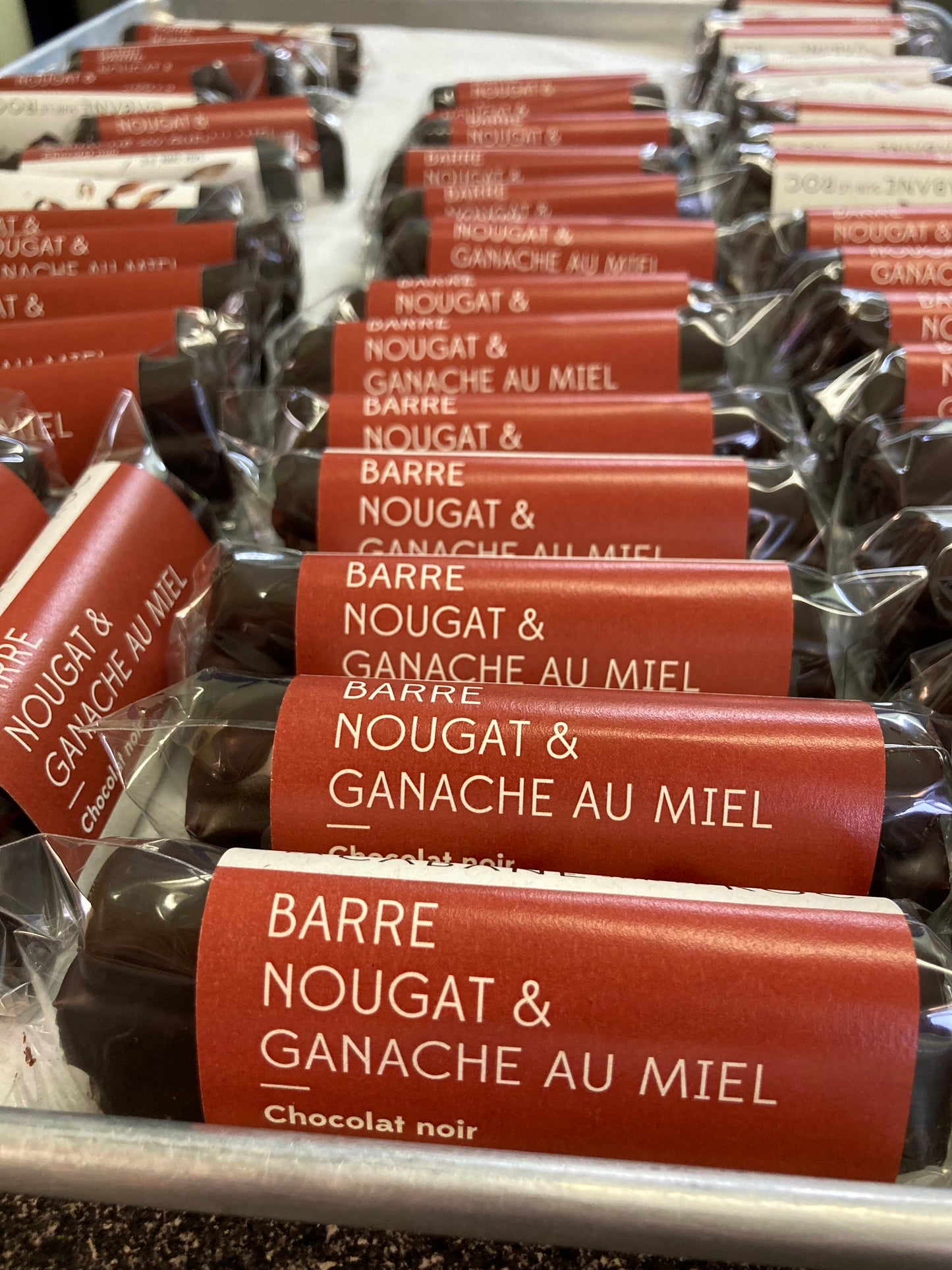 Barre nougat, ganache au miel et chocolat noir