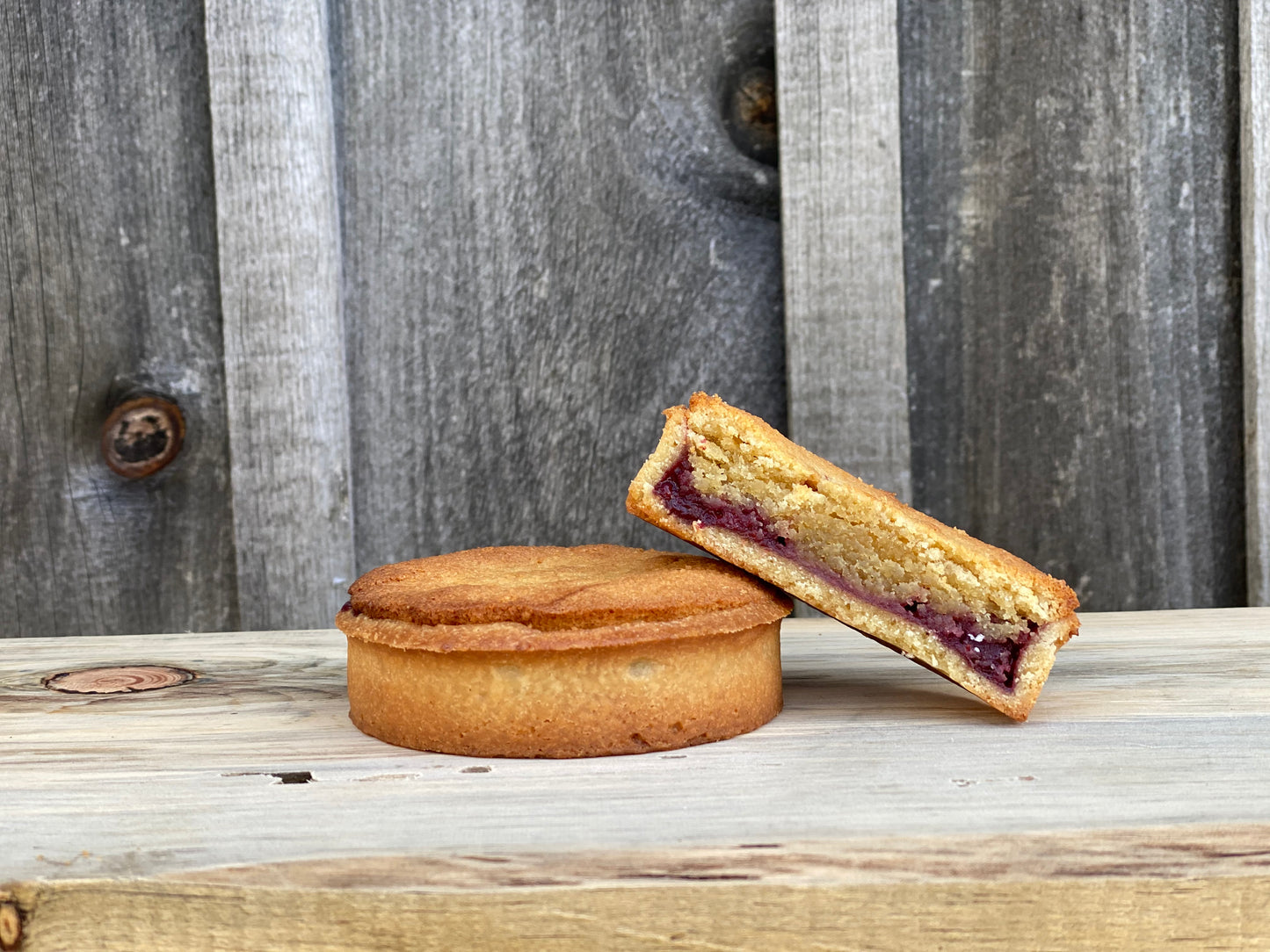 Tarte amandine aux poires pochées